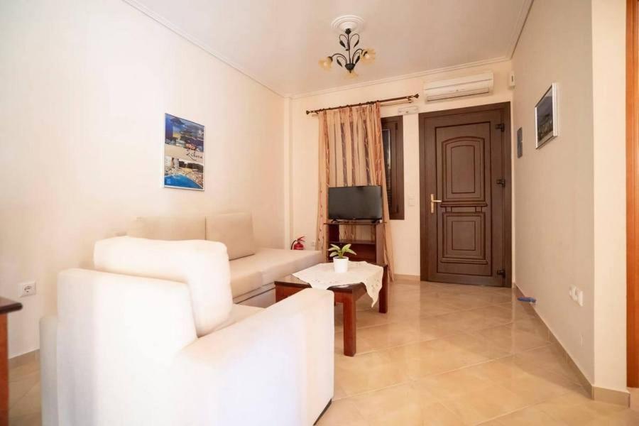 Villa Karolina Tsogkas Sivota  Luaran gambar